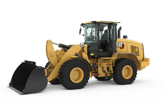 Малый колесный погрузчик Cat 930K